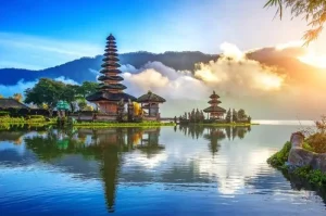 10 Tempat Wisata di Indonesia yang Populer dan Mendunia