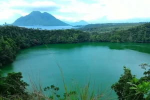 Danau Tolire, Danau Eksotis & Menawan di Ternate