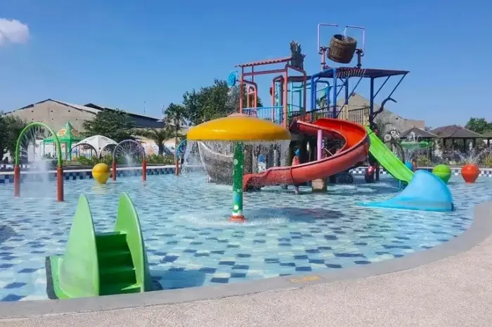 Kraton Waterpark, Tempat Terbaik Menikmati Beragam Wahana Seru di Sidoarjo