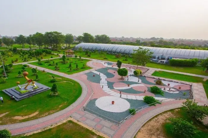 Jallo Park Lahore Destinasi Wisata Alam dan Rekreasi Keluarga yang Seru