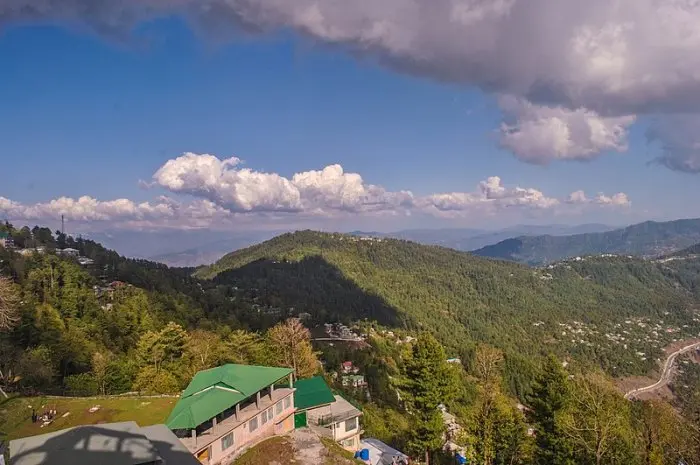 Kashmir Point Surga Pemandangan Alam di Murree
